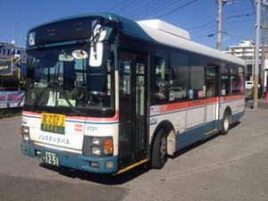 bus007.jpg